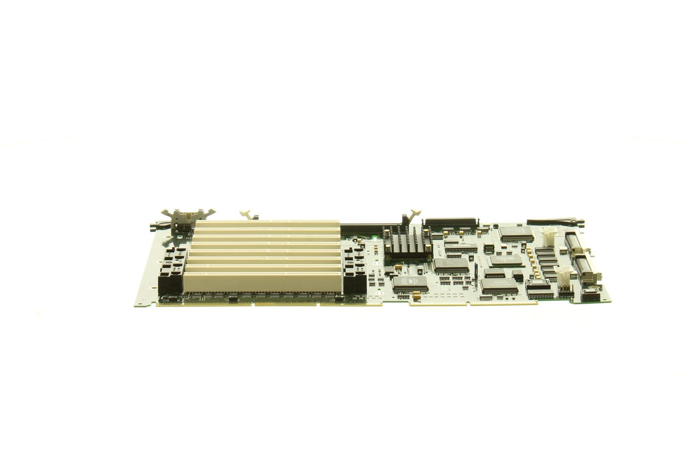 Hewlett-Packard-Enterprise D8228-69001-RFB IO board 4x64bit PCI, 2x64bit 