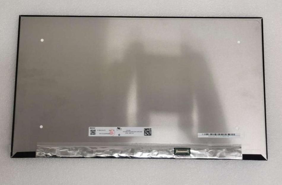 15,6" LCD FHD Matte