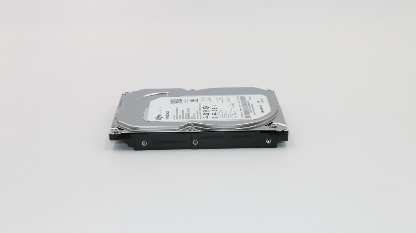 1TB SATA III 7200 RPM hard - 00PC551