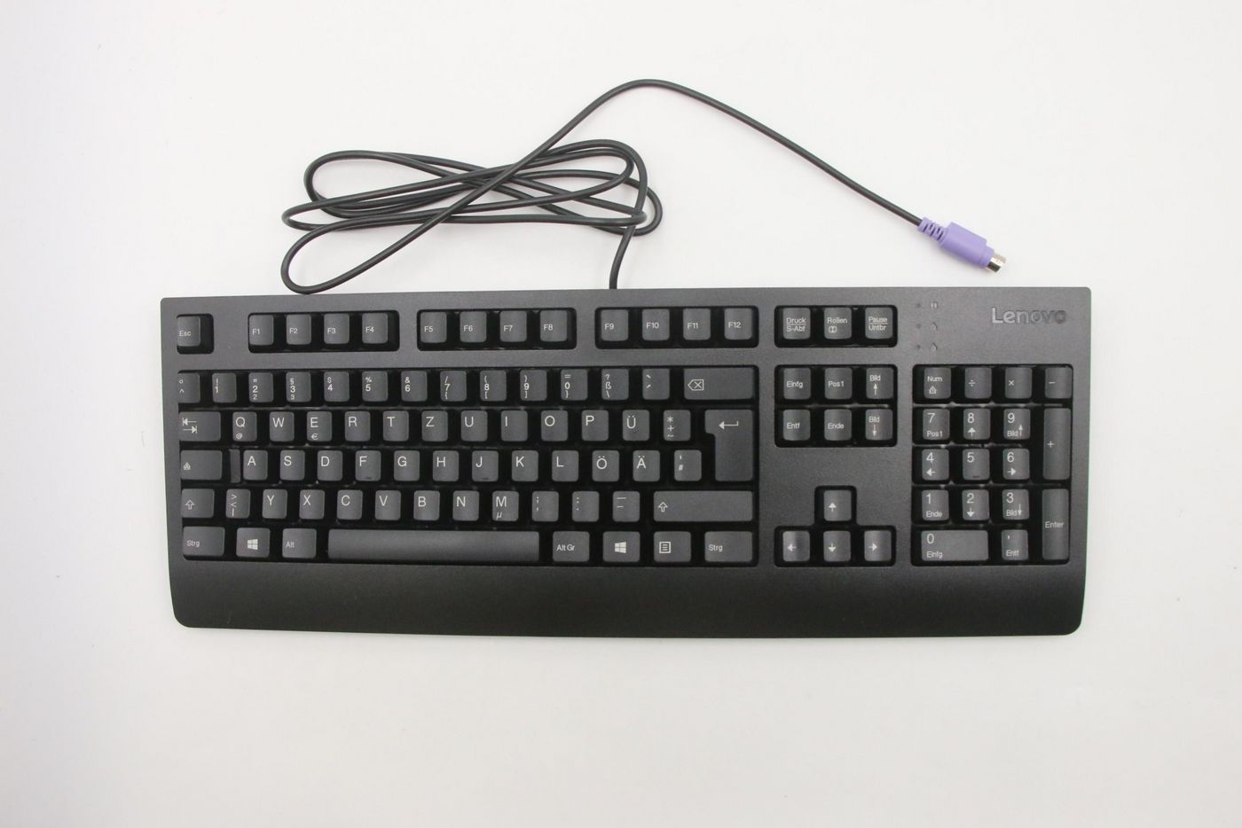 Full-size PS/2 keyboard with - 00XH910