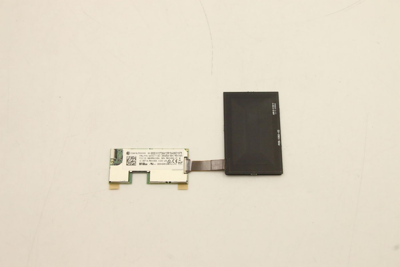 Low-profile integrated RFID - 02HK711