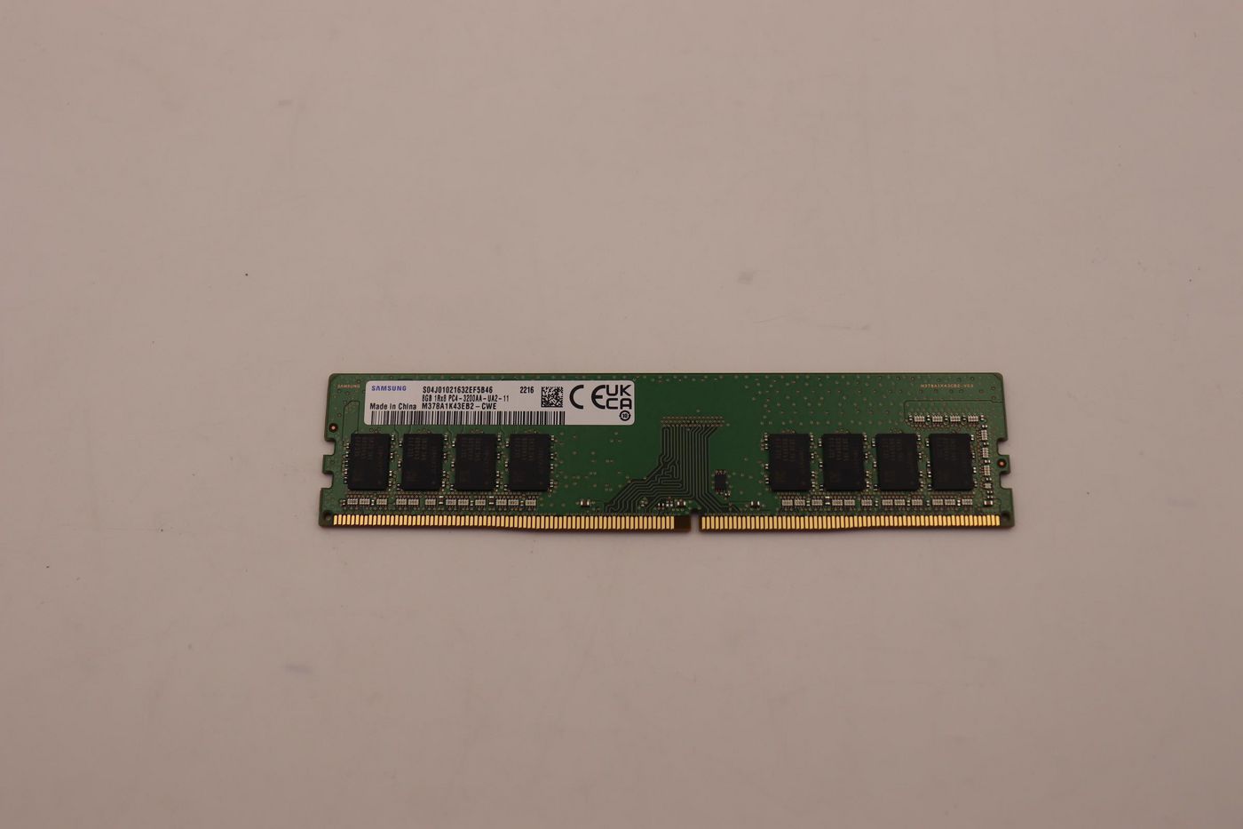 8GB DDR4 UDIMM memory module,