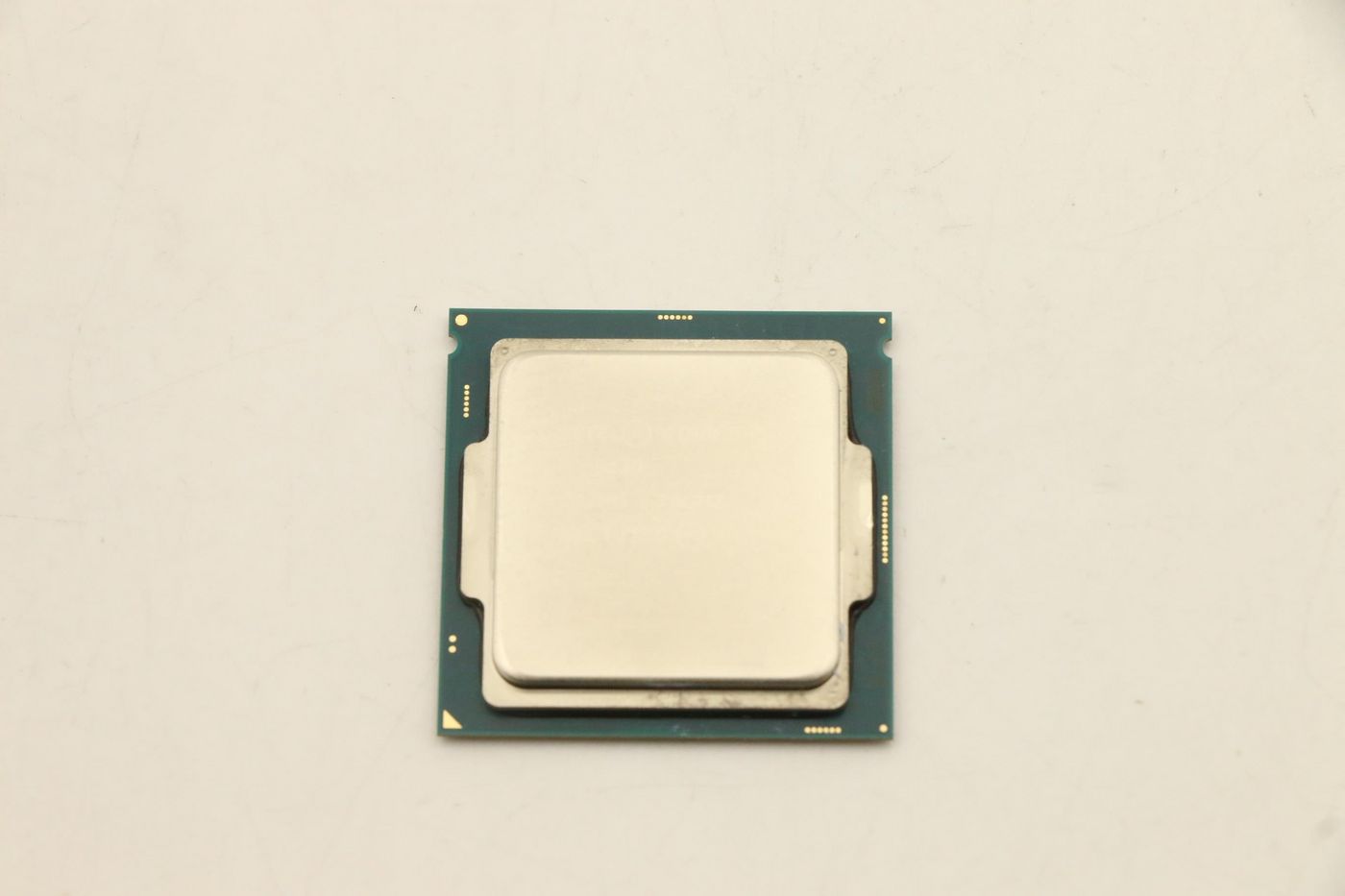 Intel Core i3-6100 dual-core - 01AG017