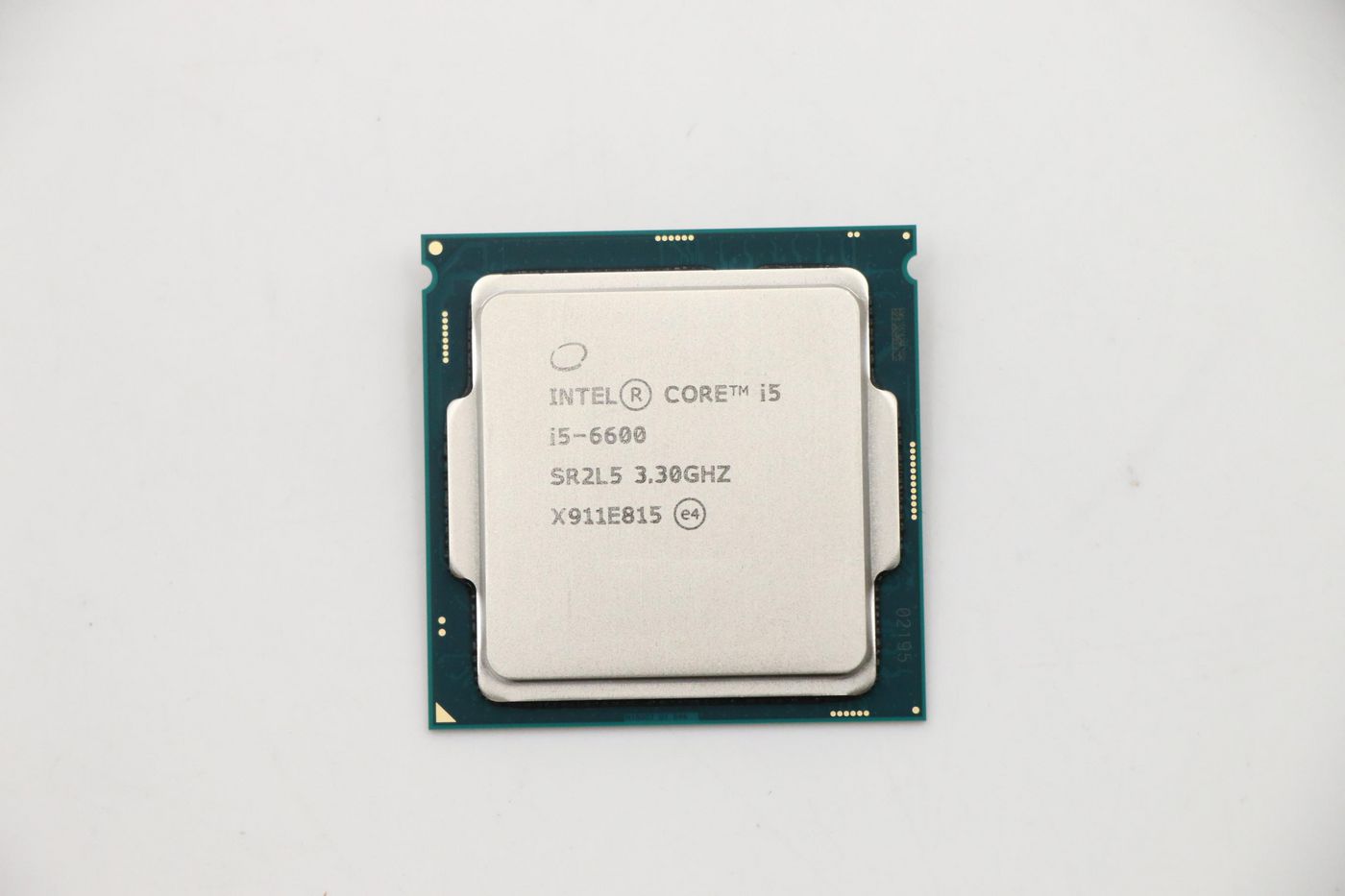 Intel Core i5-6600 3.3GHz - 01AG041