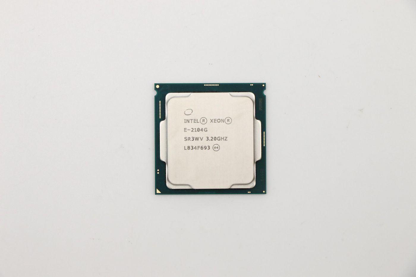 Intel Xeon E-2104G 3.20GHz - 01AG252