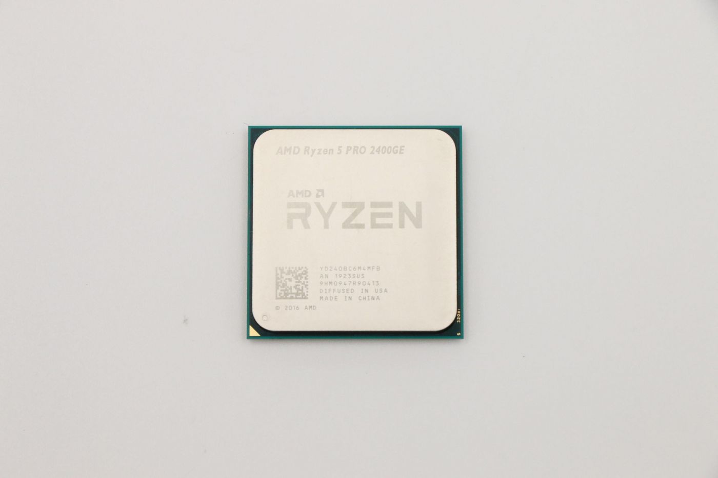 AMD Ryzen 5 PRO 2400GE - 01AG269
