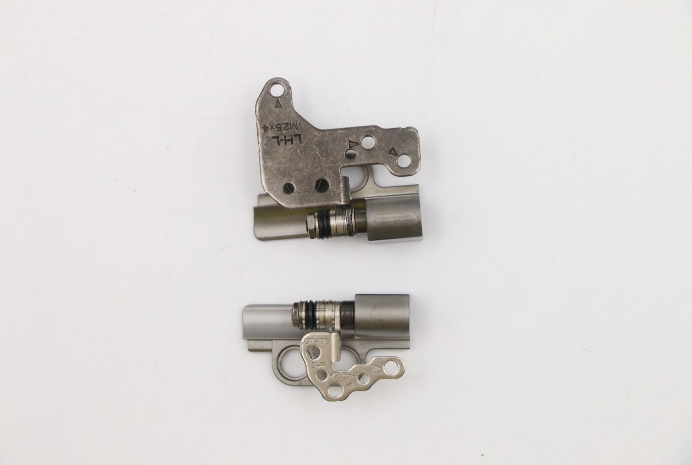 HINGE HINGE L R Graphite SLV S - 01AX952