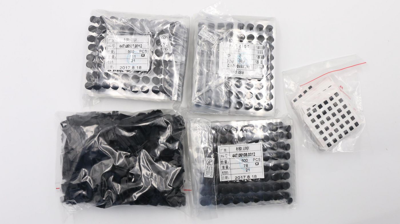 Lenovo 00UP155 W125634107 RUBBER Rubber Kit Black 
