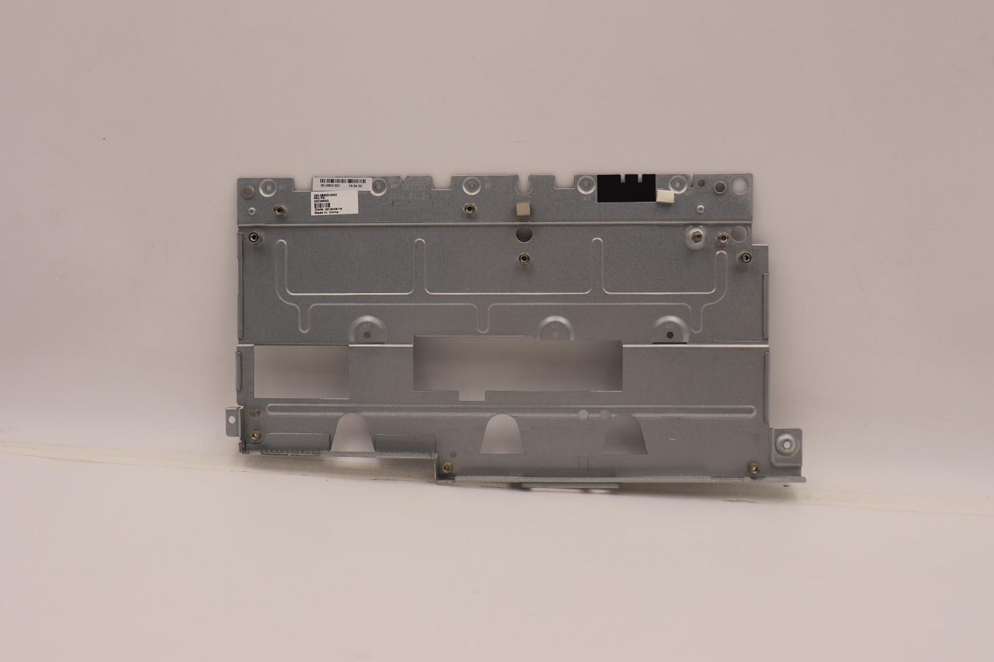 Main bracket for Lenovo - 02CW040