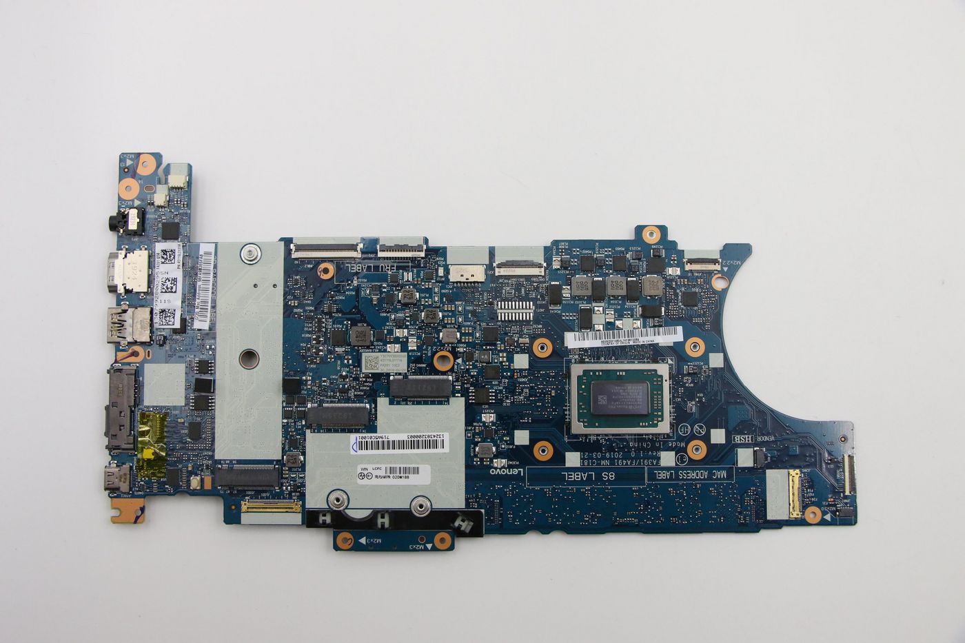 AMD Ryzen 3 PRO 3300U - 02DM188