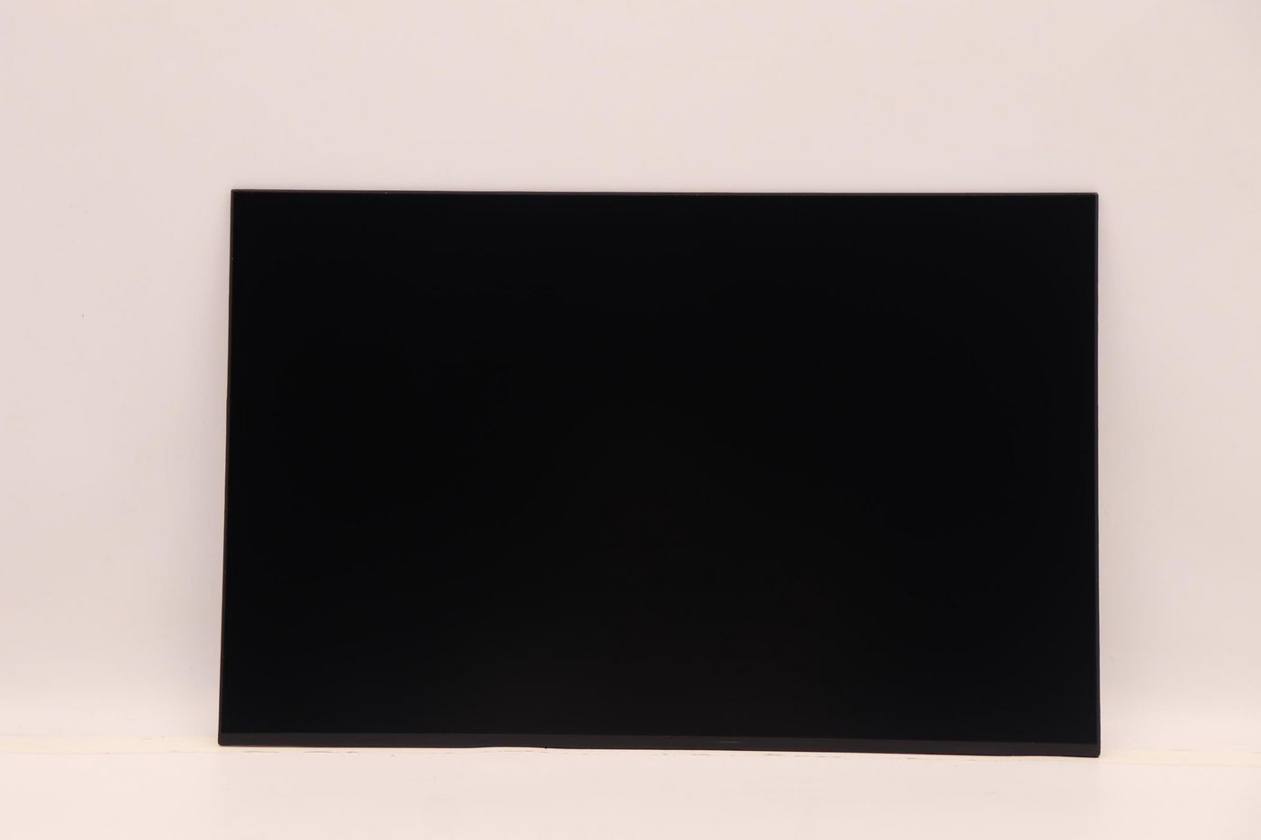 16-inch WUXGA IPS LCD panel,