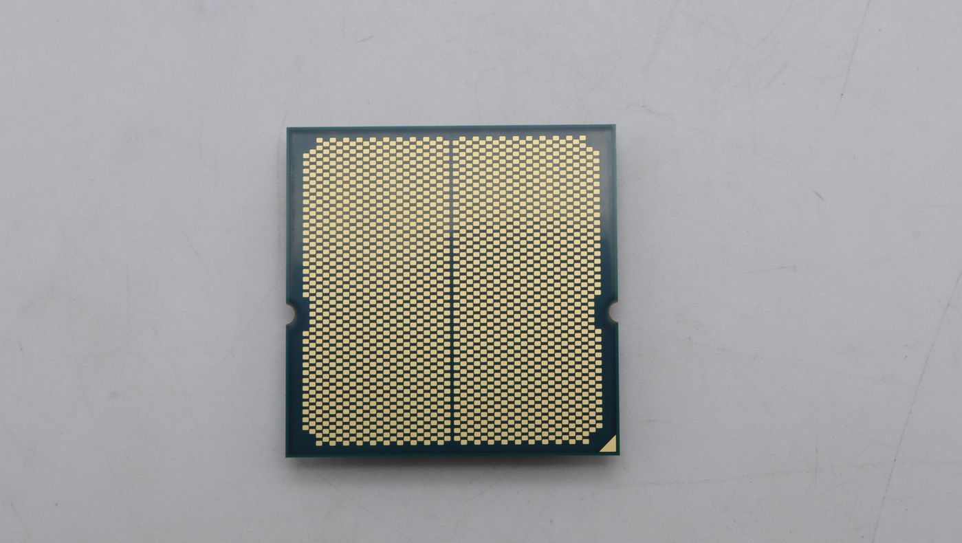Lenovo 5SA1J36500 W128163294 SP AMD Ryzen 5 7600 