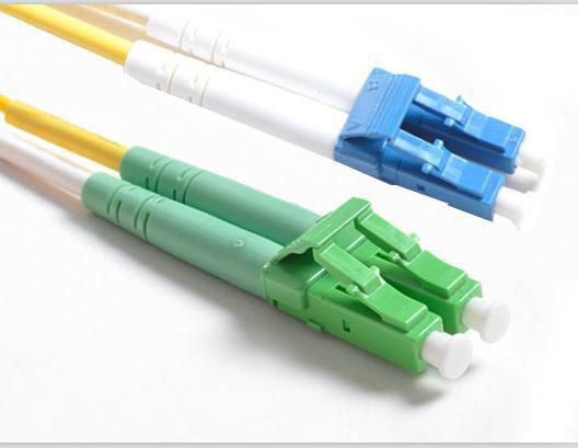LC/UPC-LC/APC 1m OS2 - SINGELMODE DUPLEX OS2 LSZH - Yellow - Warranty: 300M