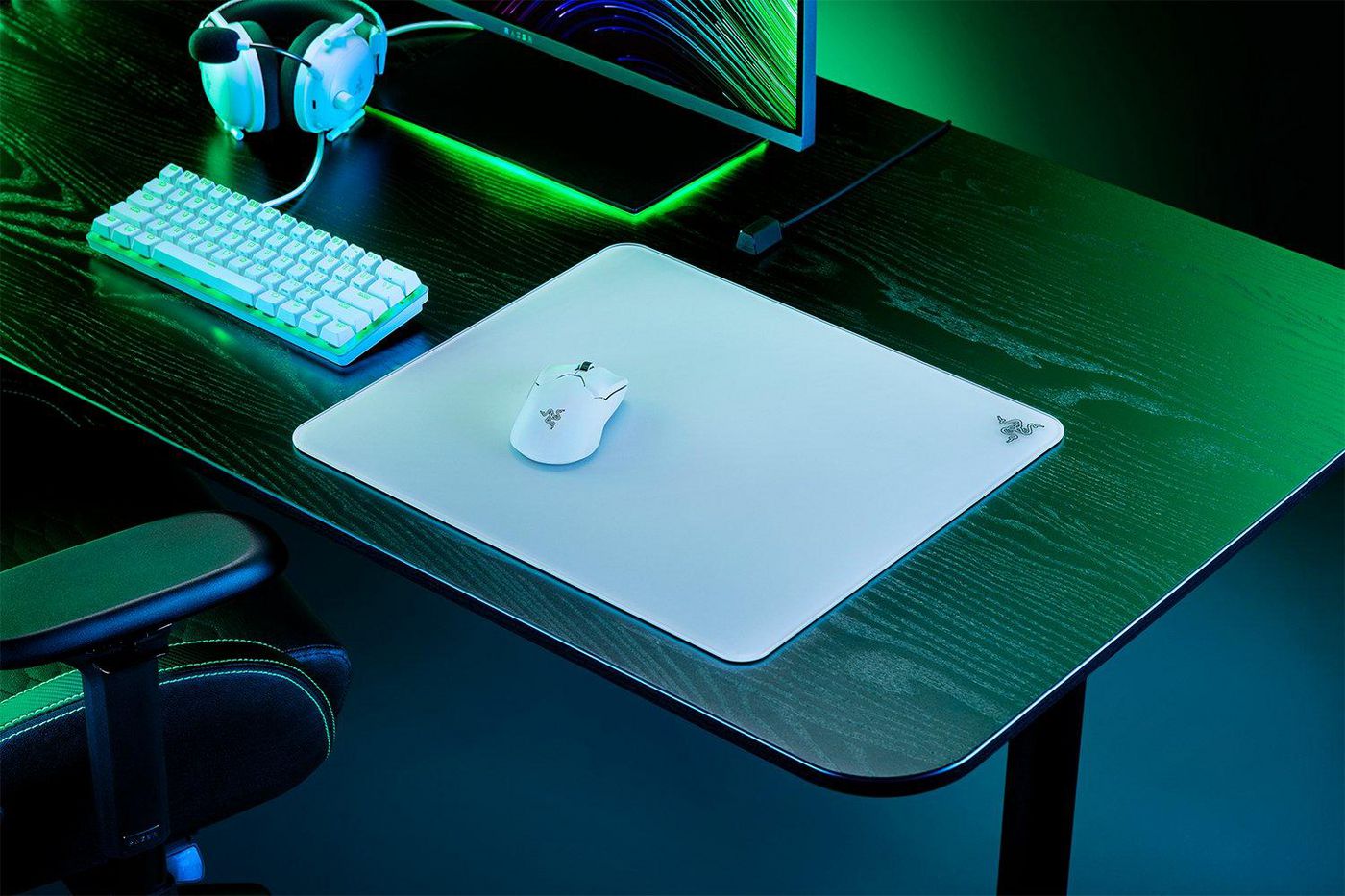 Razer RZ02-04890200-R3M1 W128825046 Atlas Gaming Mouse Pad White 