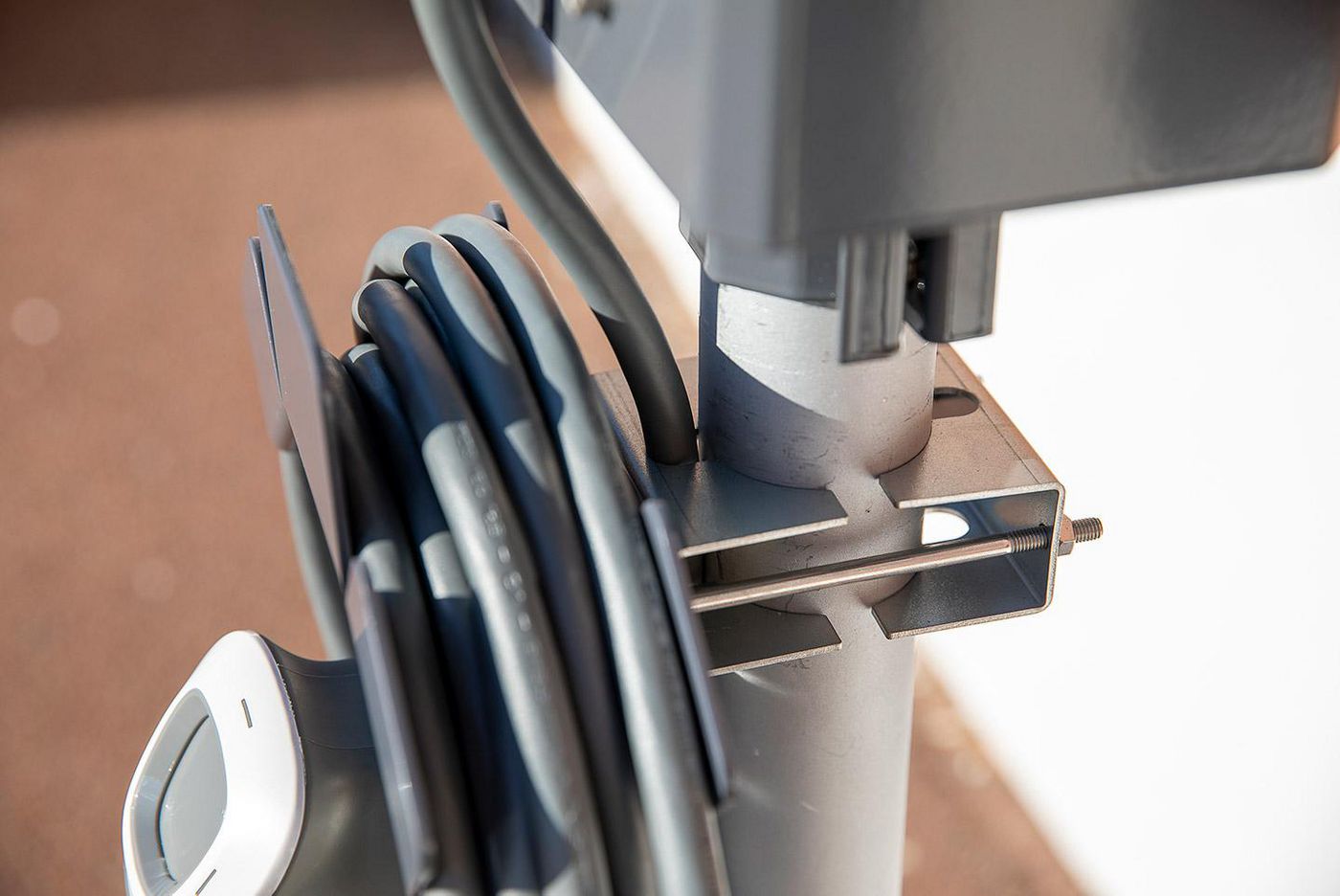 Bracket set for EV charging 