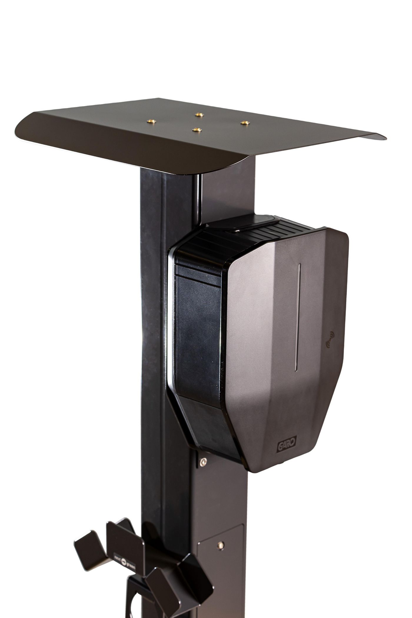 Pedestal Next Pole - Roof /
