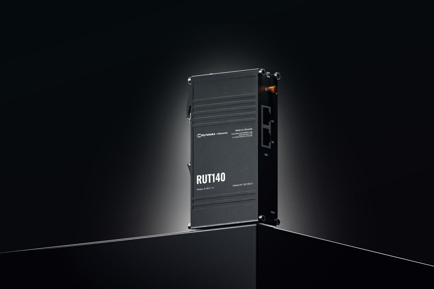 RUT140 (EU) Ethernet router,