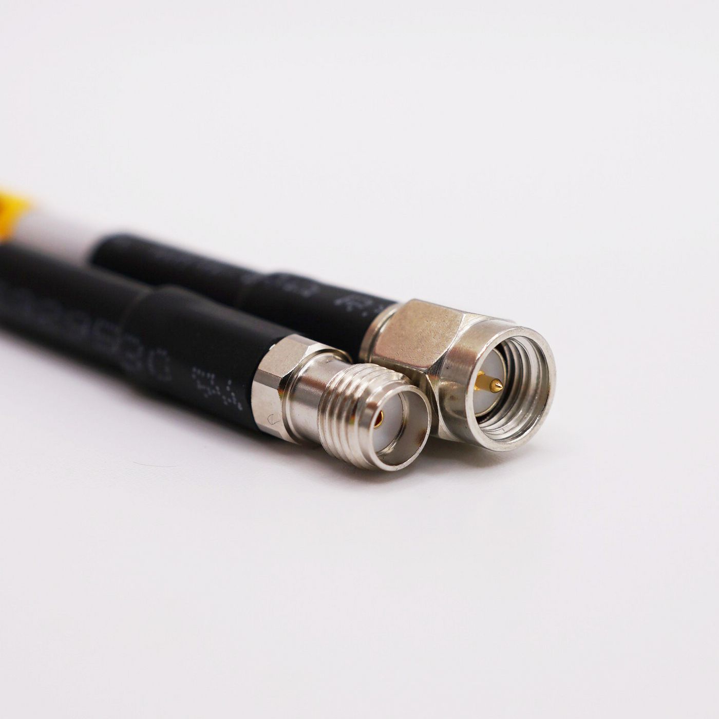 5m CS32 CABLE ASSY SMA[m] - - SMA[f]- 5GA