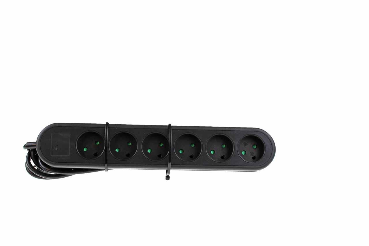 Power strip with 6 outlets