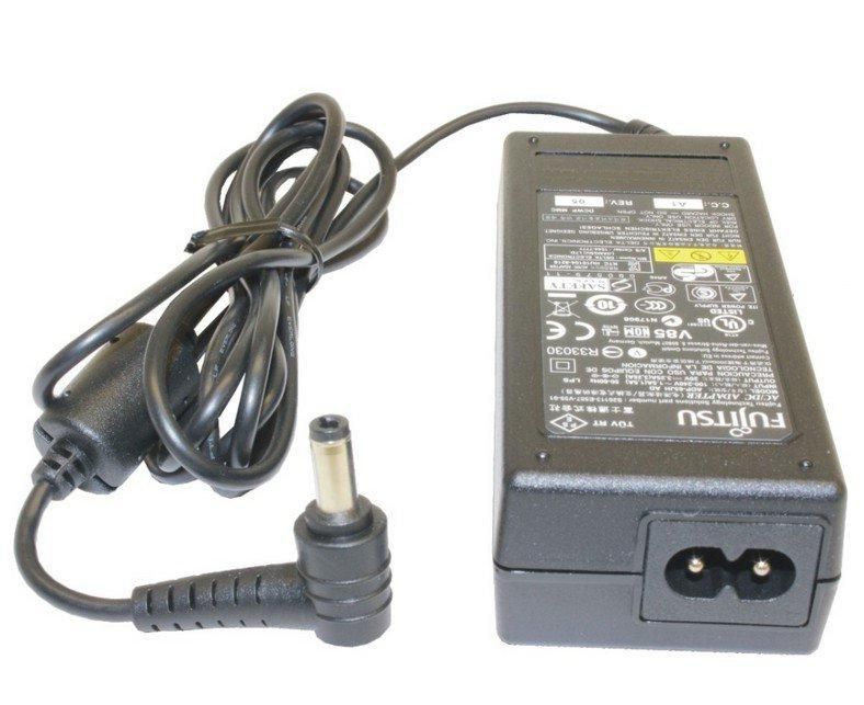 Fujitsu S26113-E557-V55-1 AC Adaptor 65W 