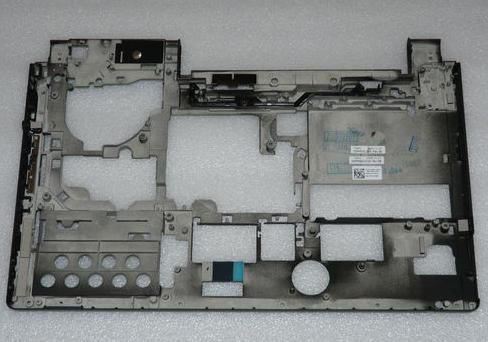 Dell Y709R Bottom Base Assembly 