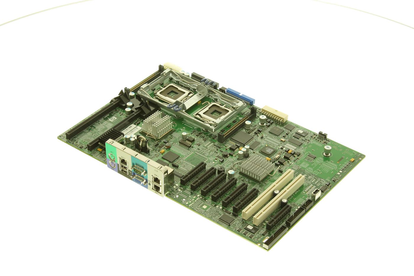 Hewlett-Packard-Enterprise RP000111314 ML370G5 System Board Quad 