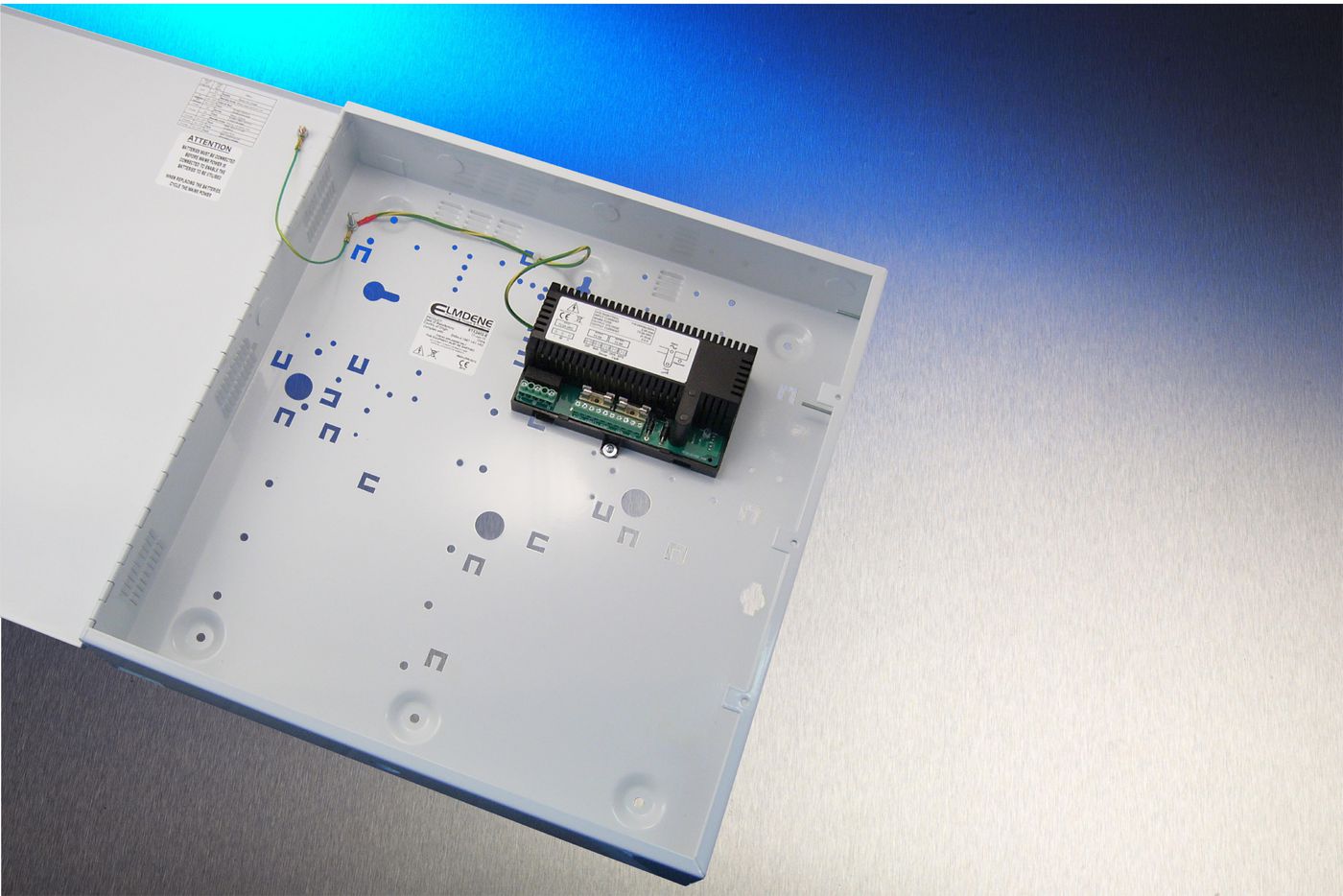 EN54 PSU 24v2A E Box