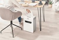 Leitz Super-quiet and compact. Convenient and clean drawer pull-out bin. Shreds 4 sheets. P5 micro cut. - W126159324