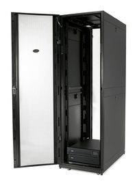 APC NetShelter SX 42U 600mm Wide x 1070mm Deep Enclosure - W125145005