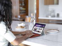 Microsoft Surface Go 3 64 GB 26.7 cm (10.5") Intel® Core™ i3 4 GB Wi-Fi 6 (802.11ax) Windows 11 Pro Platinum - W128173316