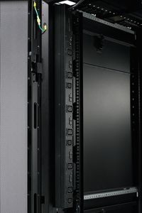 APC Rack PDU, Basic, Zero U, 22kW, 400V, (6) C19 & (3) C13 - W124945249