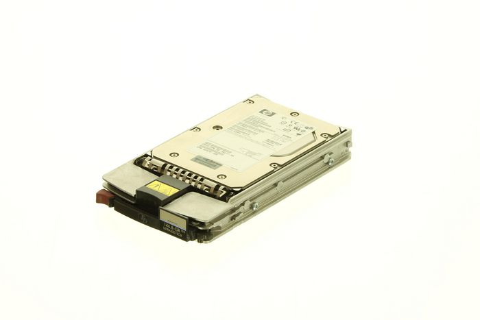 HP 146.8GB universal hot-plug Ultra320 SCSI hard drive - 15,000 RPM, 3.5-inch large form factor (LFF) - Includes 1-inch high drive tray with 80-pin connector - W124584314