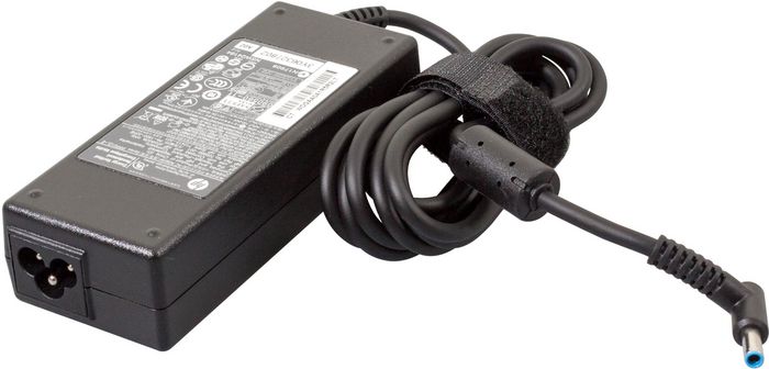 HP Smart AC adapter (90 watt) - 4.5mm barrel connector - Requires separate 3-wire AC power cord with C5 connector - For use with models equipped with discrete graphics (in all countries except China and India) - W125032773