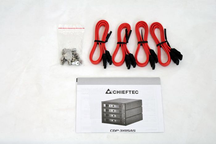 Chieftec CBP-3141SAS, 3 x 5.25", 4 x SATA/SAS HDDs/SSDs, LED - W125185242