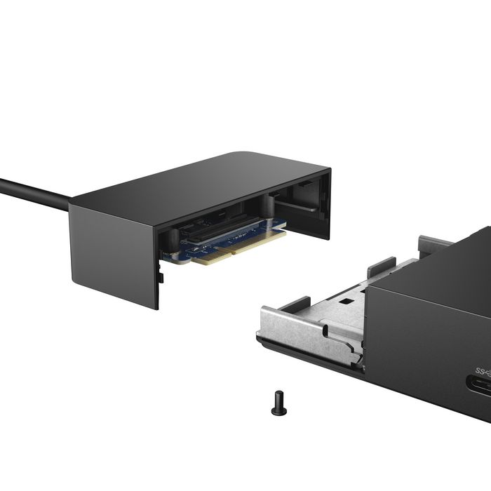 Dell USB C 3.1, 3 x USB A 3.1, 1 x USB C/ DisplayPort, Audio, 2 x DisplayPort 1.4, HDMI 2.0b, RJ-45, 130W - W125771180