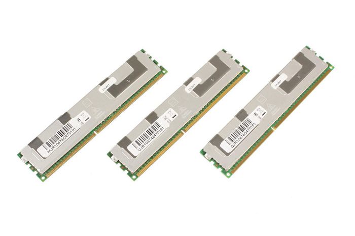 CoreParts 48GB Memory Module for HP 1066Mhz DDR3 Major DIMM - KIT 3x16GB - W124363804