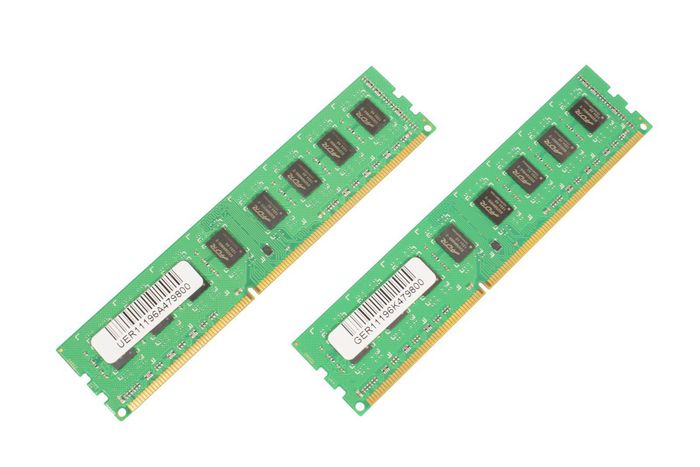 CoreParts 8GB Memory Module 1600Mhz DDR3 OEM DIMM - KIT 2x4GB - W125063583