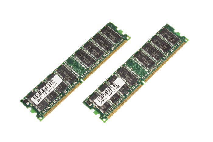 CoreParts 2GB Memory Module 400Mhz DDR OEM DIMM - KIT 2x1GB - W125063578