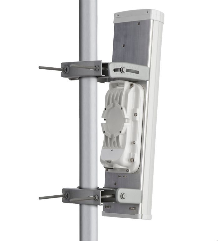 Cambium Networks 5 GHz PMP 450i Integrated Acce - W125507790
