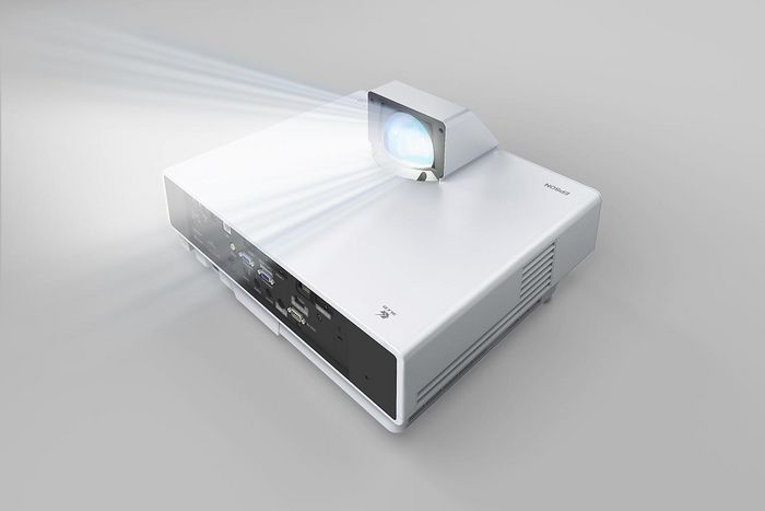 Epson EB-800F data projector Ultra short throw projector 5000 ANSI lumens 3LCD 1080p (1920x1080) White - Mount not included. - W125841161