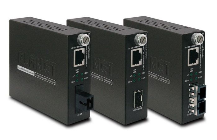 Planet 10/100/1000Base-T to 1000Base-SX(SC,MM) Smart Media Converter, 220m/550m - W124555598