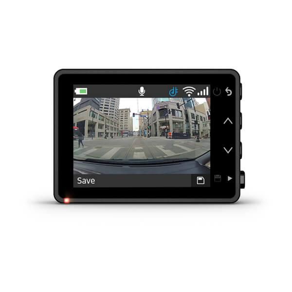 Garmin Includes: Garmin Dash Cam 47, low<br>profile magnetic mount, vehicle power cables, dual USB<br>power adapter and documentation. - W126173126