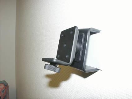 Brodit Mount for monitors with a hole underneath for thumb screw attachment ("-thread) With tilt swivel - W126346156