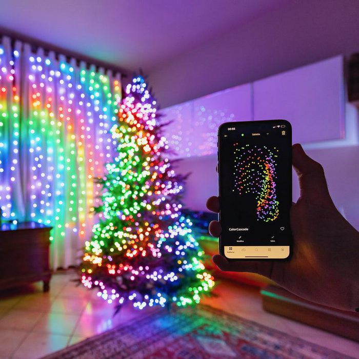 Twinkly Strings Christmas 100 LED RGB 8 meters, Black Wire, IP44 BT+Wifi, Music sensor, Control via Android or MacOS free app - W125762131C1