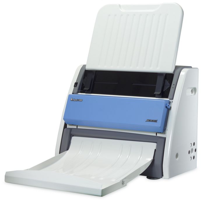 Microtek Medi-7000 Film/Slide Scanner 600 X 1200 Dpi Blue, Grey, White - W128286654