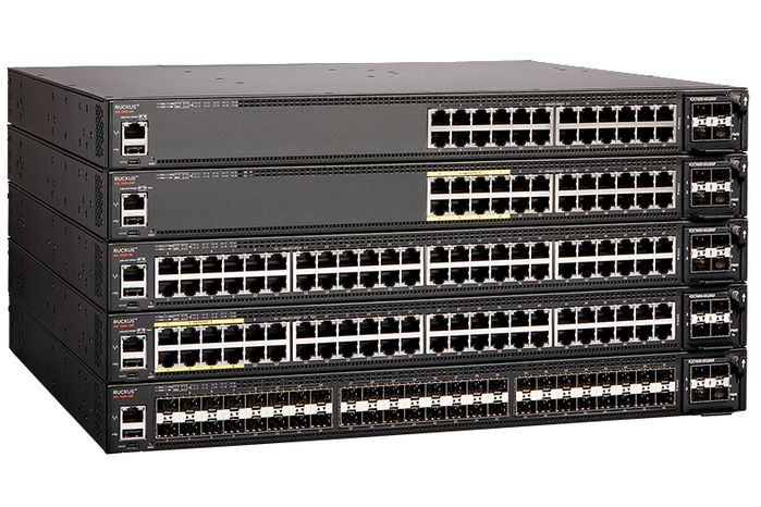 Ruckus 48-port 1 GbE SFP fiber switch bundle includes 4x10G SFP+ uplinks - W127294360