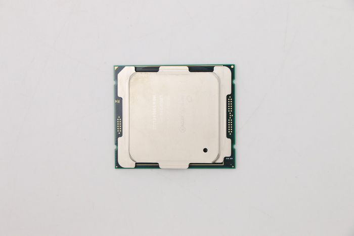 Lenovo Intel Xeon W-2275,14C,3.3GHz,19.25MB,DDR4-2933, - W125671088