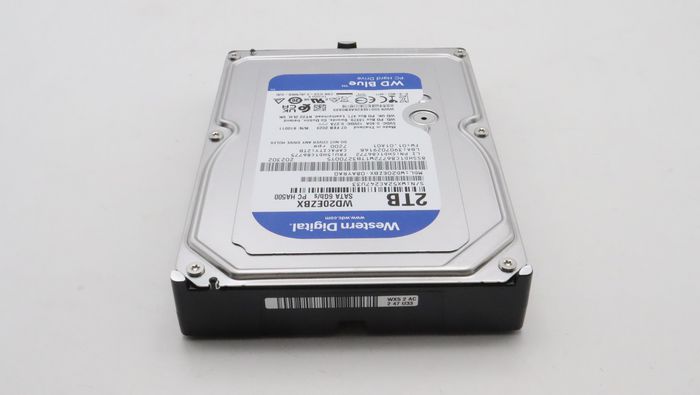 5HD1C86775, Lenovo 3.5-inch HDD with 2TB capacity, 7200 RPM speed