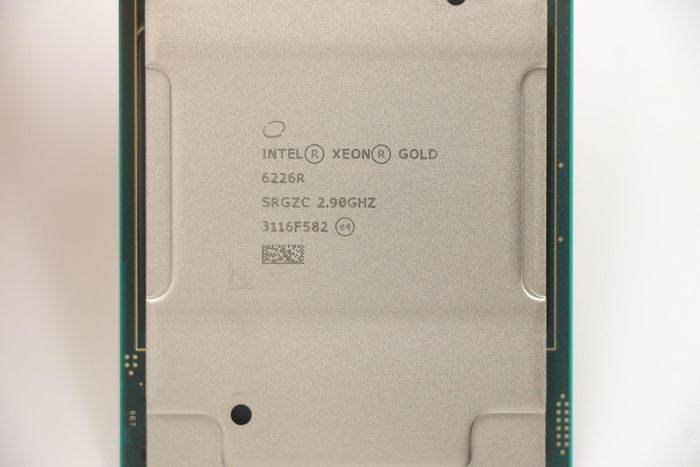 Lenovo FRU Intel Xeon Gold 6226R,16c,2.9GHz,22 MB,DDR4 2933,Turbo,HT,150W,1TB - W126273162