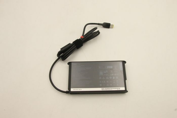 Lenovo AC Adapter Slim,230W,20V,3P,WW,LTN - W125637604